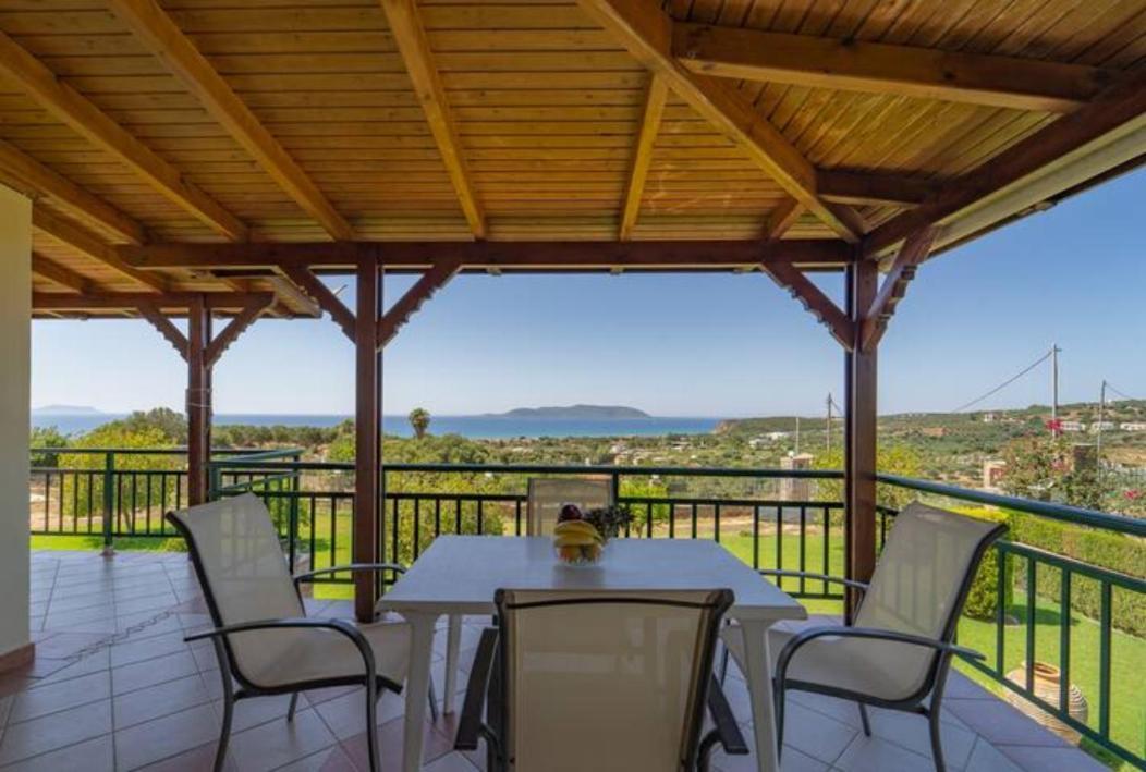 Donatos Apartment Финикунда Екстериор снимка